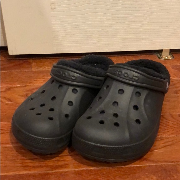 fuzzy inside crocs